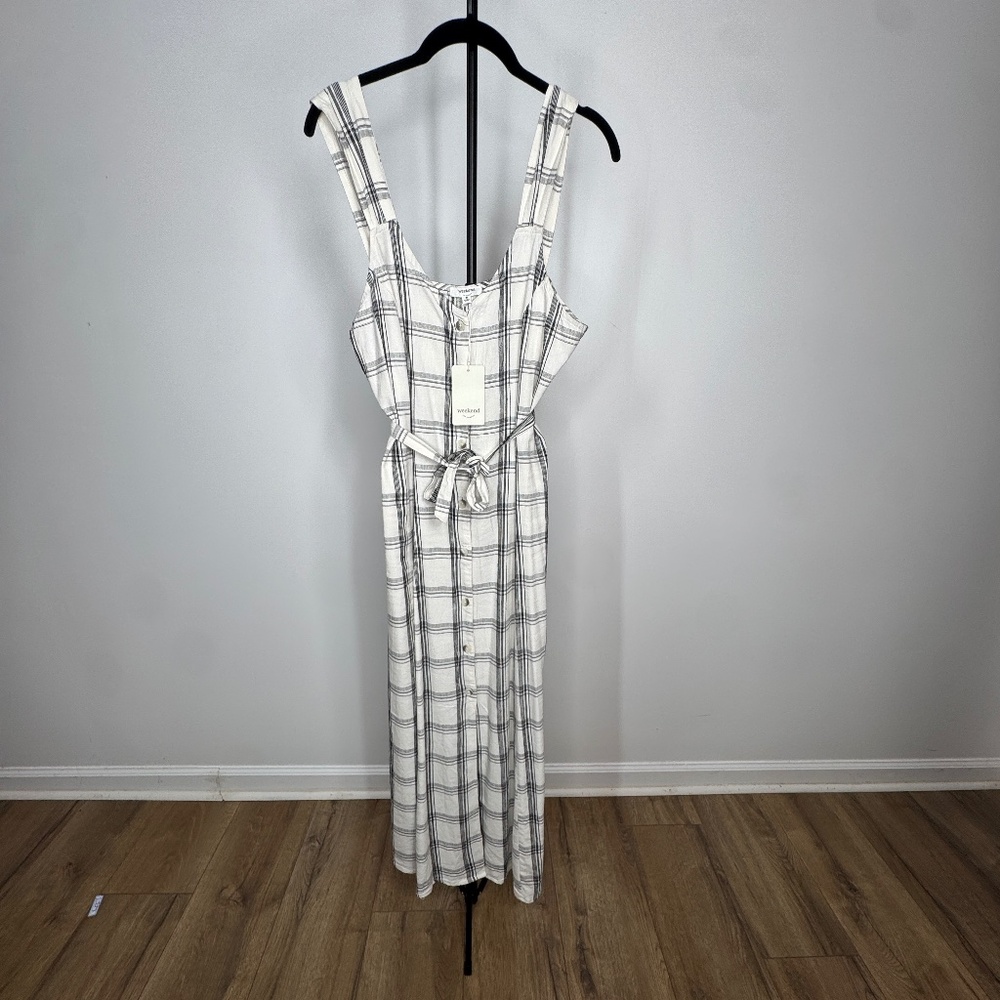 Weekend Los Angeles Plaid Midi Dress 🤍🖤 - Medium